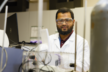 Hassan Mobassar in the lab.